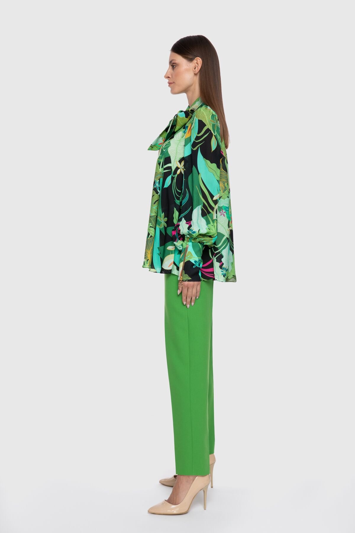 Tie Collar Patterned Green Blouse