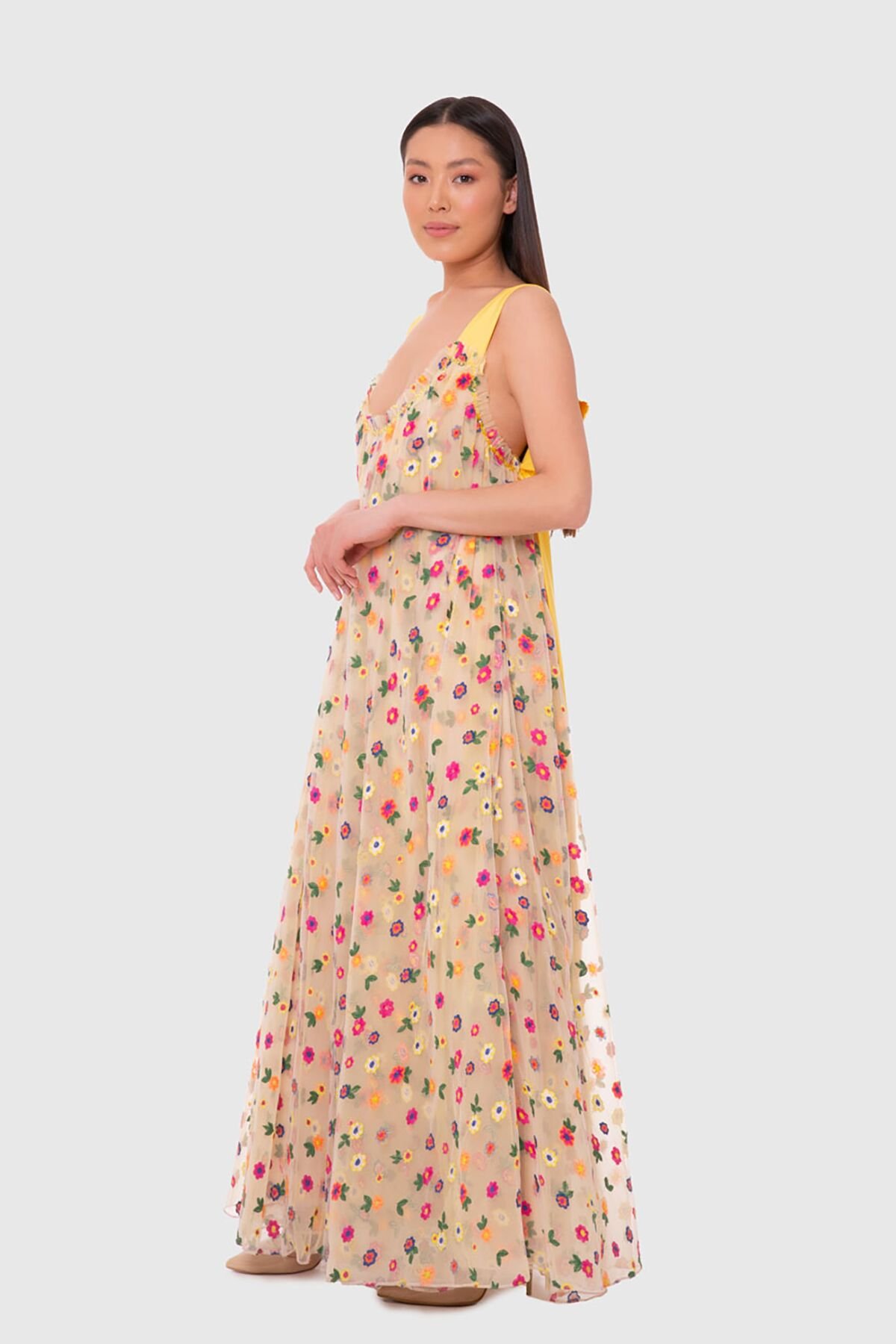 Fiyonk Detaylı Çiçek Desenli Renkli Elbise